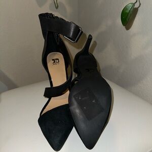 Joe’s high heels size 11